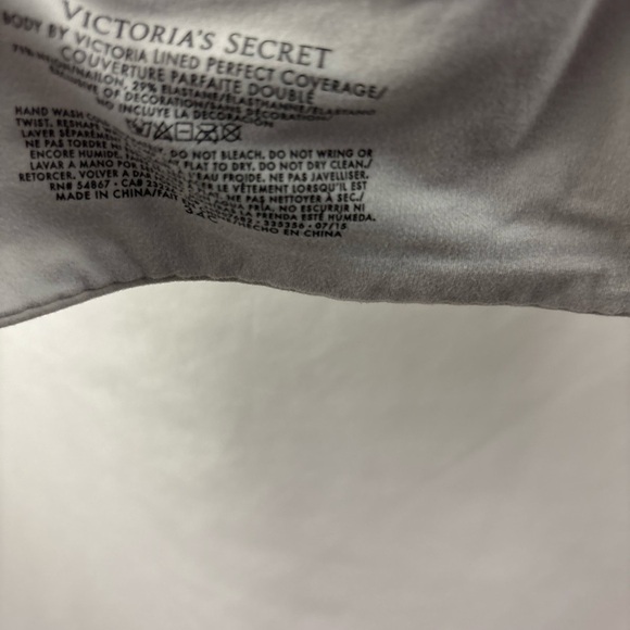 Victorias Secret Bra Body By Victoria Lined Perfect Coverage Gray Bra Size 34C - Picture 8 of 10